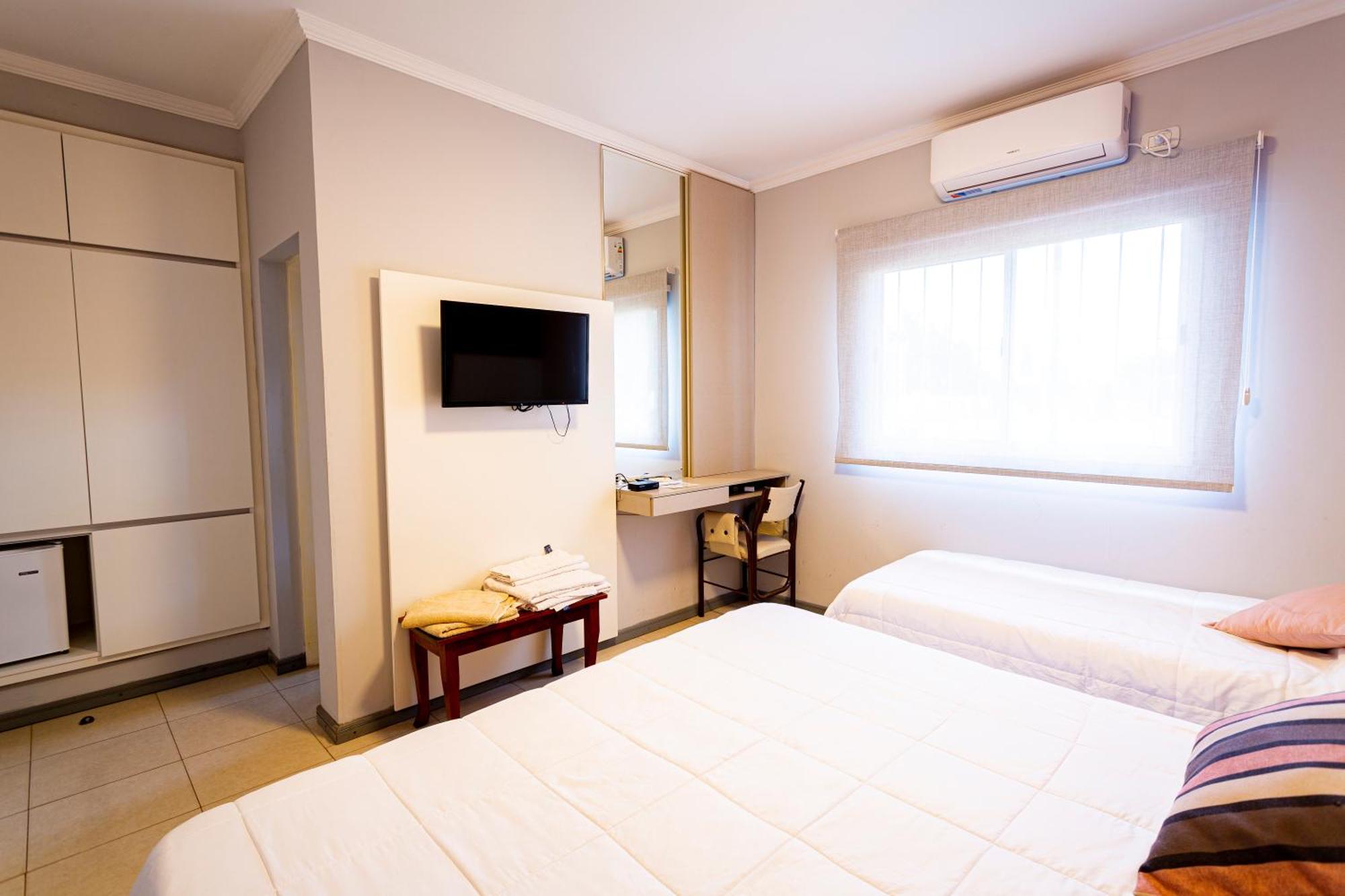 ויז'ה אוניון Hotel Cuesta De Miranda מראה חיצוני תמונה